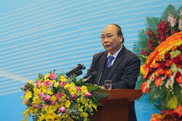 Thủ tướng Nguyễn Xuân Phúc: Petrovietnam trong khó khăn càng vững vàng, trước thử thách càng bản lĩnh