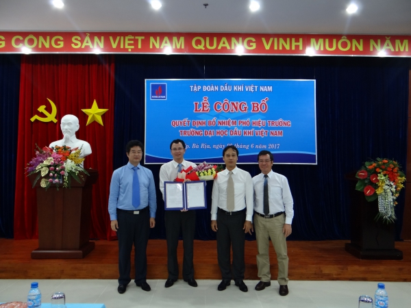 Lễ công bố quyết định bổ nhiệm lãnh đạo Đại học Dầu khí Việt Nam