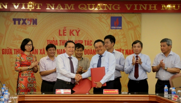 Tập đoàn Dầu khí Việt Nam và TTXVN ký thỏa thuận hợp tác truyền thông