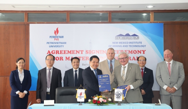 Petrovietnam University signed a Cooperation Agreement on Master&#039;s training with New Mexico Institute of Mining and Technology (USA)