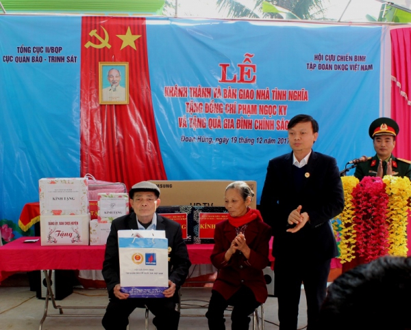 Hội Cựu chiến binh Tập đoàn Dầu khí Quốc gia Việt Nam: Trao nhà “Nghĩa tình đồng đội” tại Phú Thọ